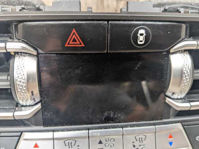 OEM BMW G01* G20 G22 G26 G42 G80 G82 AC Vent Heater Climate Control Switch Panel