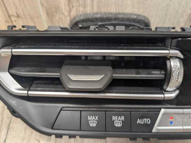 OEM BMW G01* G20 G22 G26 G42 G80 G82 AC Vent Heater Climate Control Switch Panel