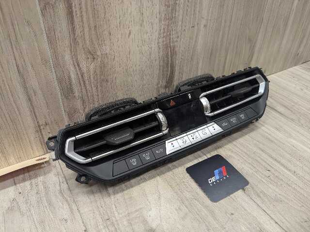 OEM BMW G01* G20 G22 G26 G42 G80 G82 AC Vent Heater Climate Control Switch Panel