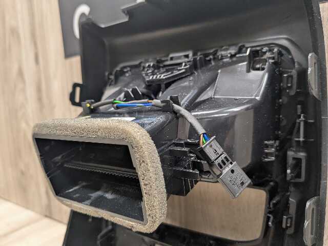OEM BMW G20 G22 G23 G26 G80 G82 G83 M3 Rear AC Air Vent Panel Trim Cover Black