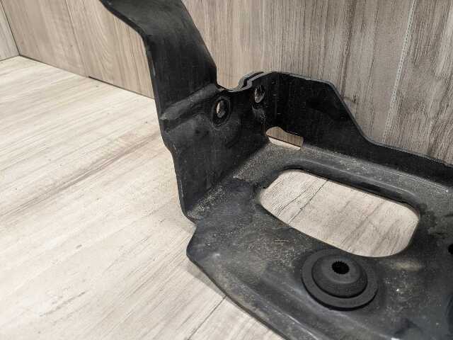 OEM BMW F90 F93 G12 G16 G30 M5 M8 Front Right Passenger Radiator Support Bracket