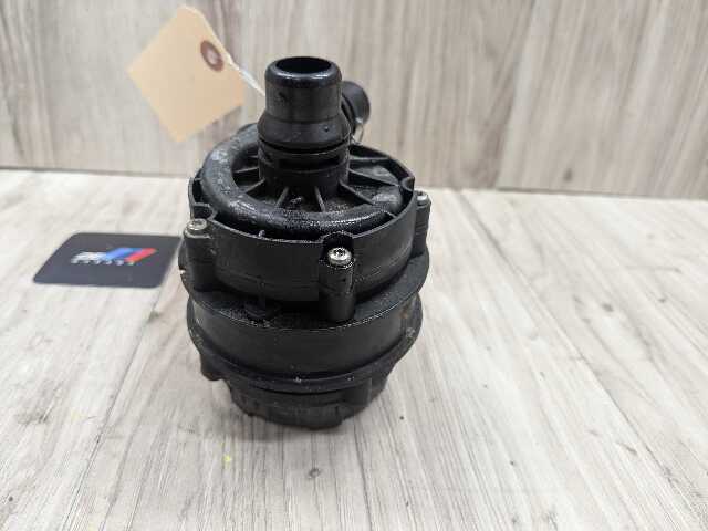 OEM BMW G01 G05 G20 G22 G26 Engine B46 B58 Auxiliary Electric Water Pump Cooling