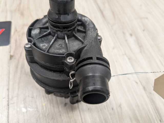 OEM BMW G01 G05 G20 G22 G26 Engine B46 B58 Auxiliary Electric Water Pump Cooling