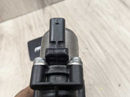 OEM BMW G01 G20 G22 G23 G26 G30 330 430 X3 Engine B46 Heater Water Switch Valve