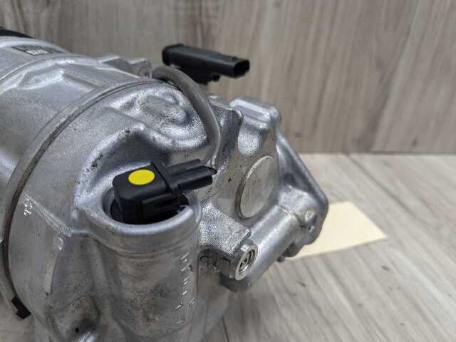 OEM BMW F97 G01 G20 G22 G23 G26 G42 G80 G82 AC Compressor Clutch A/C Pump Pulley