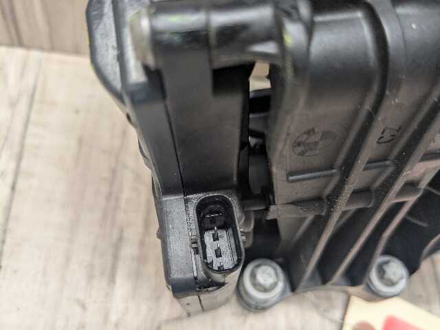 OEM BMW G01 G20 G22 G23 G26 G30 G42 330 430 Engine B46 Heat Management Module
