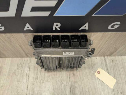 OEM BMW G11 G12 G30 M550 750 DME ECU Engine N63R Control Module Computer 880