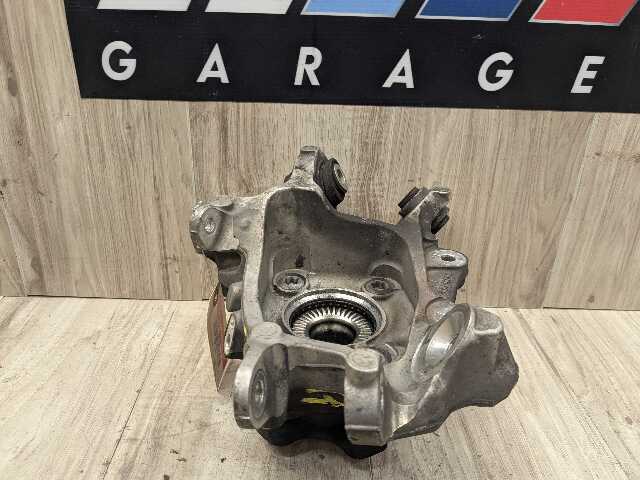 OEM BMW G42 230 M240 REAR Right Passenger Side Knuckle Wheel Hub Spindle Bearing