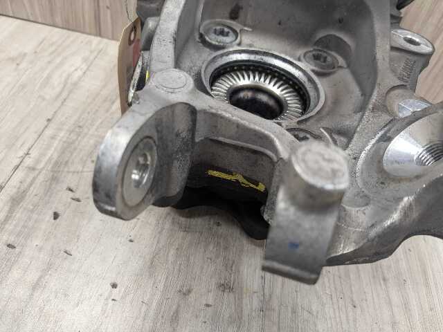 OEM BMW G42 230 M240 REAR Right Passenger Side Knuckle Wheel Hub Spindle Bearing