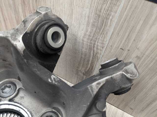 OEM BMW G42 230 M240 REAR Right Passenger Side Knuckle Wheel Hub Spindle Bearing
