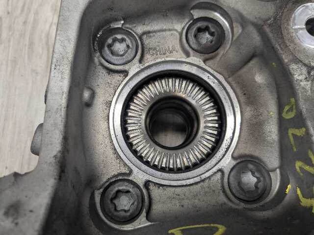 22-25 OEM BMW G42 230 M240 REAR Left Driver Knuckle Wheel Hub Spindle Bearing