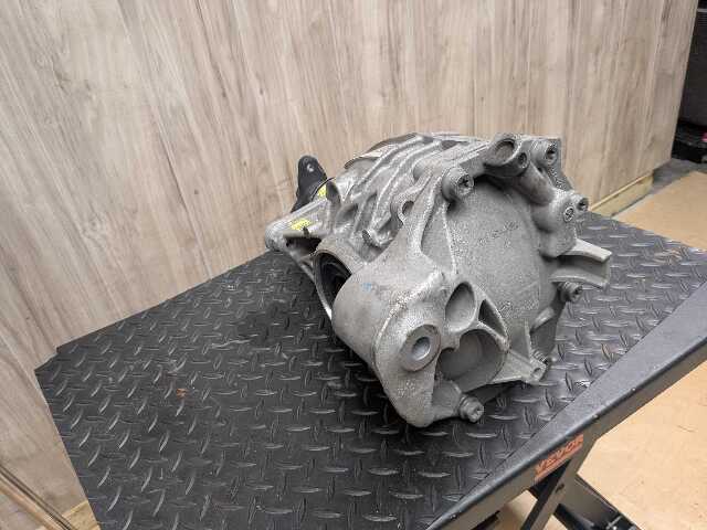 OEM BMW G20 G22 G23 G42 230 330 430 Rear Differential Gearbox Carrier 2.81 36K
