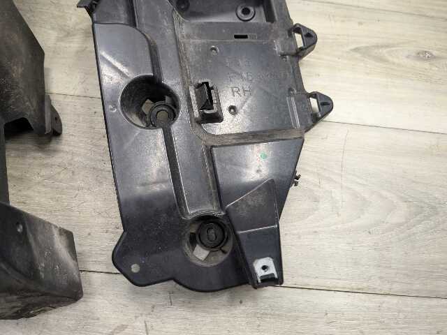 15-19 OEM BMW F16 X6 Rear Right Passenger Bumper Supports Brackets Mounts PAIR