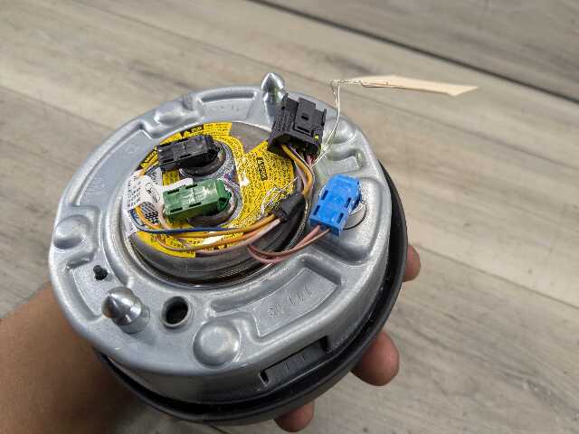 OEM BMW F10 F22 F23 F30 F32 F33 F36 335 435 Driver M SPORT Steering Wheel Airbag