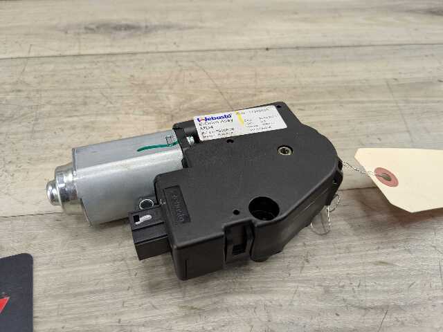 OEM BMW F06 F32 F36 F10 M2 M3 M4 M6 Upper Sunroof Moon Roof Motor Unit