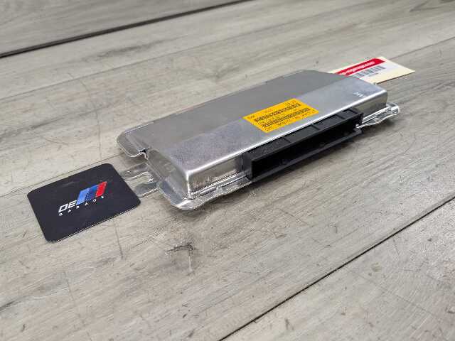 OEM BMW F10 F15 F22 F30 F32 F36 F80 F82 X5 M3 M4 DC1 Strut Damper Control Module