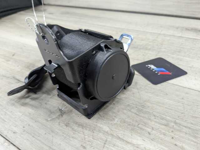 OEM BMW F22 F32 F36 F82 F87 M4 REAR Left Right Upper Seat Belt Retractor Black