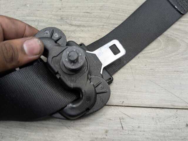 12-20 OEM BMW F30 F36 F80 M3 Front Left Driver Side Seatbelt Retractor Black