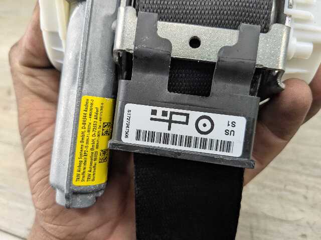 12-20 OEM BMW F30 F36 F80 M3 Front Left Driver Side Seatbelt Retractor Black