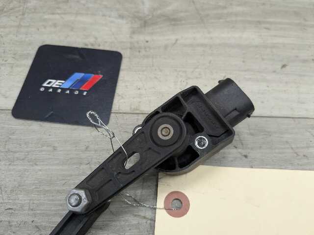 OEM BMW F30 F80 F90 G30 G20 M3 M4 Rear Left Right Suspension Height Level Sensor