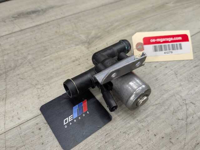 OEM BMW F22 F30 F32 F33 F36 F87 M2 Engine N20 N26 N55 Heater Water Switch Valve