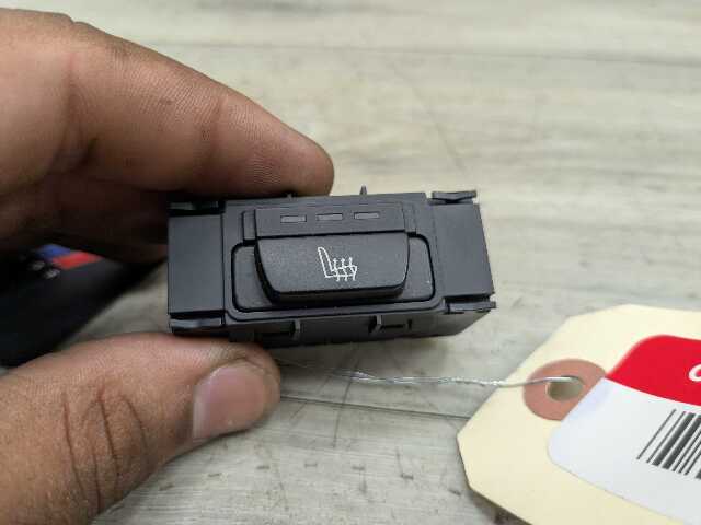 OEM BMW F10 F15 F30 F32 F80 F82 Rear Right Passenger Seat Heater Switch Button
