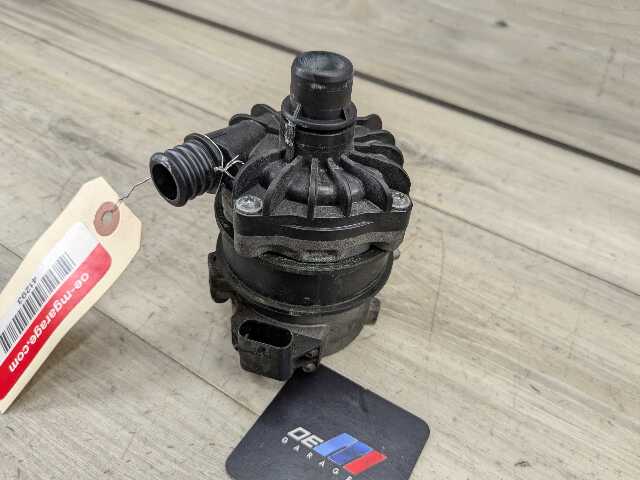 OEM BMW F22 F30 F32 F36 F87 335 435 Engine N55 Auxiliary Electric Water Pump