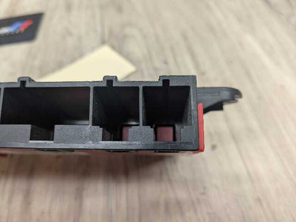 OEM BMW G11 G12 G14 G15 G16 G30 B+ Junction Terminal Power Relay Fuse Box