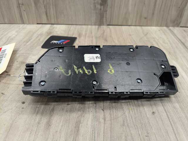 OEM BMW F90 G12 G30 M550 750 M5 Front Right Passenger Seat Adjust Control Switch