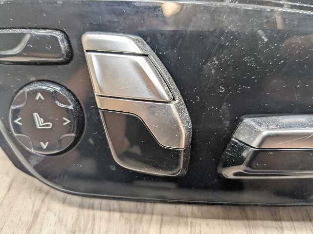 OEM BMW F90 G12 G30 M550 750 M5 Front Right Passenger Seat Adjust Control Switch
