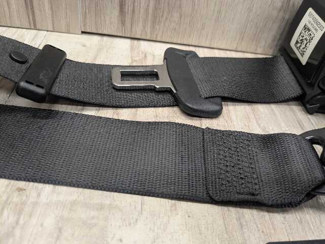 OEM BMW G11 G12 740 750 M760 B7 Rear Center Middle Seat Belt Retractor Black