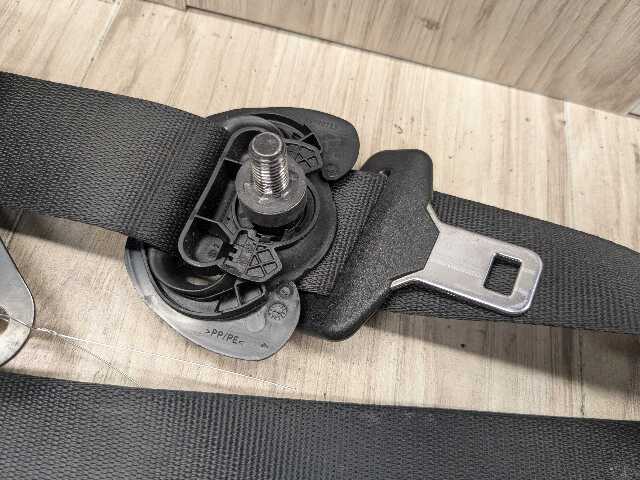 16-22 OEM BMW G11 G12 740 750 M760 Front Left Driver Seat Belt Retractor Black