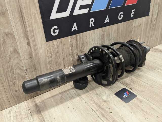 22-25 OEM BMW G42 230i RWD FRONT Right Passenger Spring Strut Shock Absorber 36k
