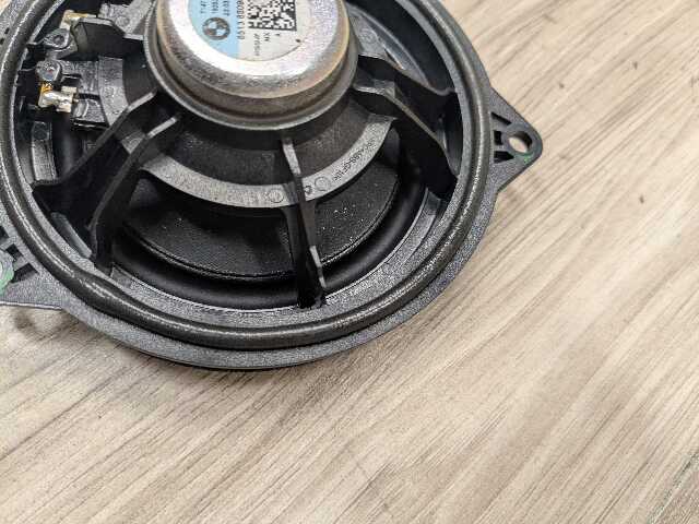 OEM BMW F97 G01 G05 G06 G07 G20* G42 G87 X5 Door Audio Sound Midrange Speaker