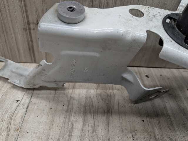 22-25 OEM BMW G42 230 M240 Front Left Fender Wing Holder Bracket SET