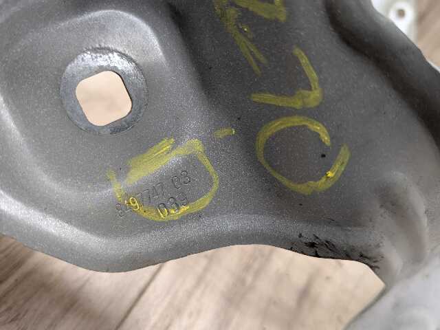22-25 OEM BMW G42 230 M240 Front Left Fender Wing Holder Bracket SET