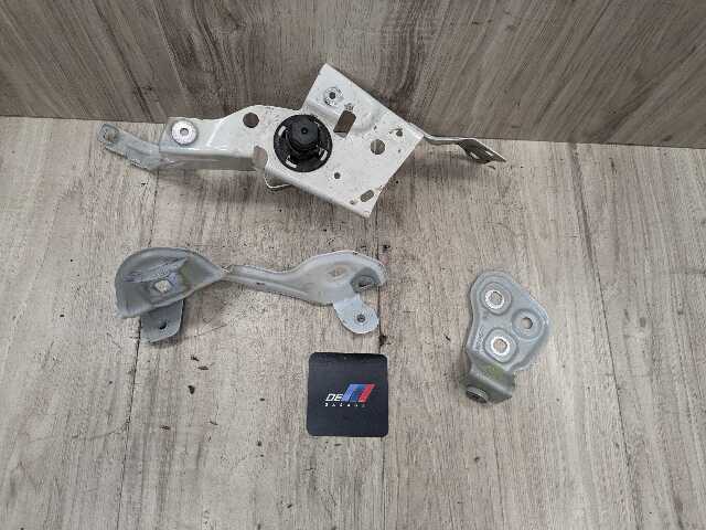 22-25 OEM BMW G42 230 M240 Front Left Fender Wing Holder Bracket SET