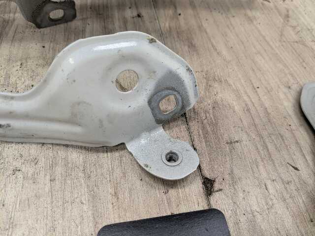 22-25 OEM BMW G42 230 M240 Front Left Fender Wing Holder Bracket SET