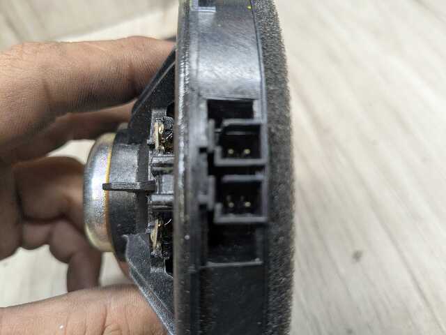 OEM BMW F97 G01 G05 G06 G07 G20* G42 G87 X5 Door Audio Sound Midrange Speaker