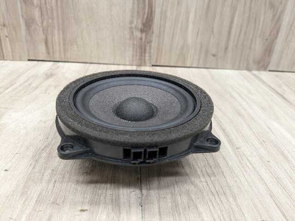OEM BMW F97 G01 G05 G06 G07 G20* G42 G87 X5 Door Audio Sound Midrange Speaker