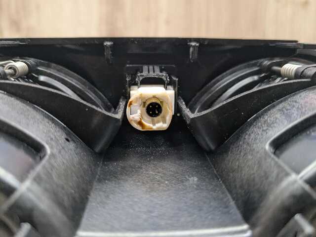 OEM BMW G20 G22 G23 G26 G80 G82 M3 Center Console Cup Holder Storage Compartment