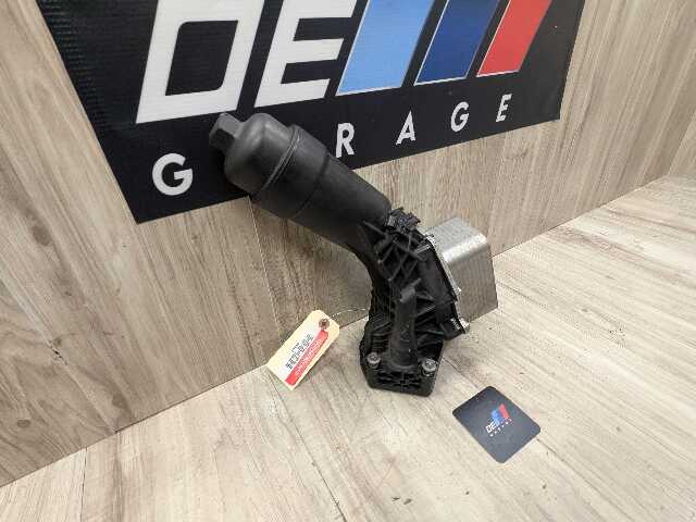 OEM BMW G01 G20 G22 G23 G26 G30 G42 330 430 X3 Engine B46 B48 Oil Filter Housing