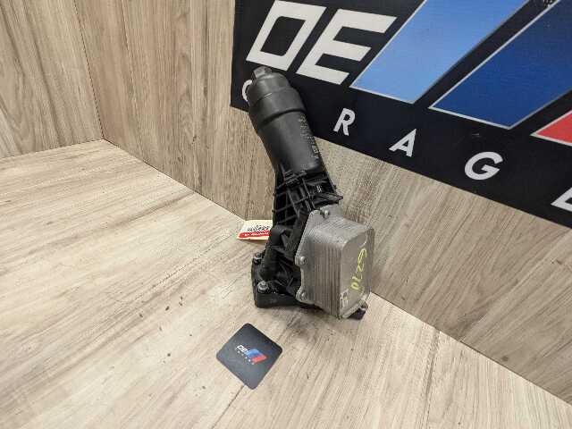 OEM BMW G01 G20 G22 G23 G26 G30 G42 330 430 X3 Engine B46 B48 Oil Filter Housing