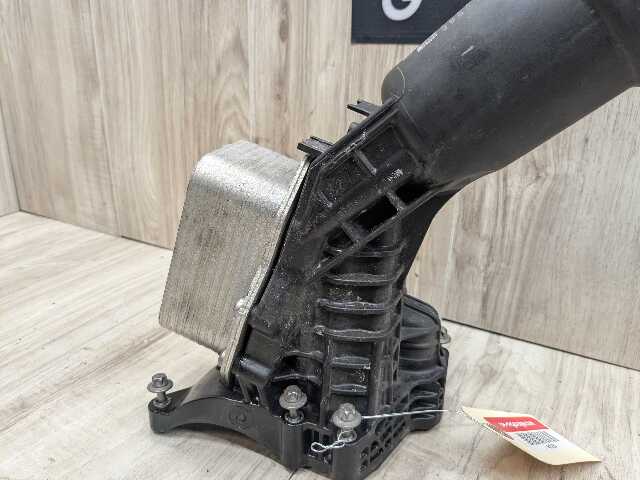 OEM BMW G01 G20 G22 G23 G26 G30 G42 330 430 X3 Engine B46 B48 Oil Filter Housing