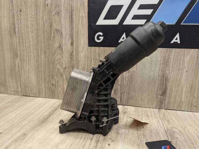 OEM BMW G01 G20 G22 G23 G26 G30 G42 330 430 X3 Engine B46 B48 Oil Filter Housing
