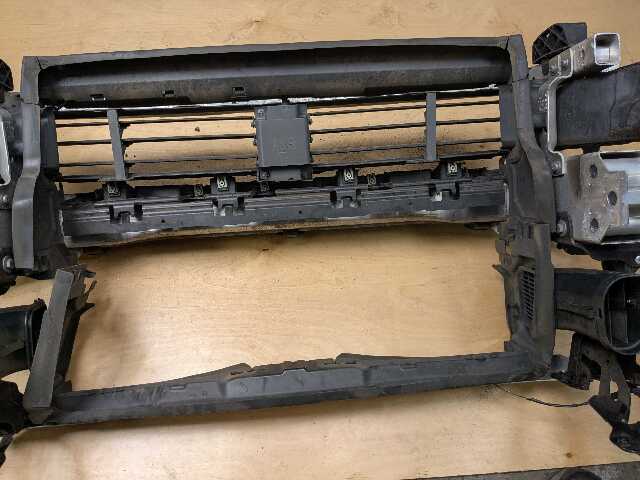 17-23 OEM BMW G30 530 540 M550 M SPORT Front Clip Radiator Support Reinforcement