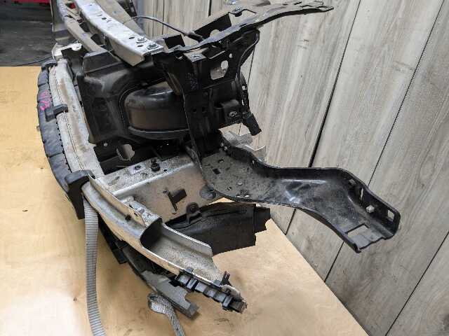 17-23 OEM BMW G30 530 540 M550 M SPORT Front Clip Radiator Support Reinforcement