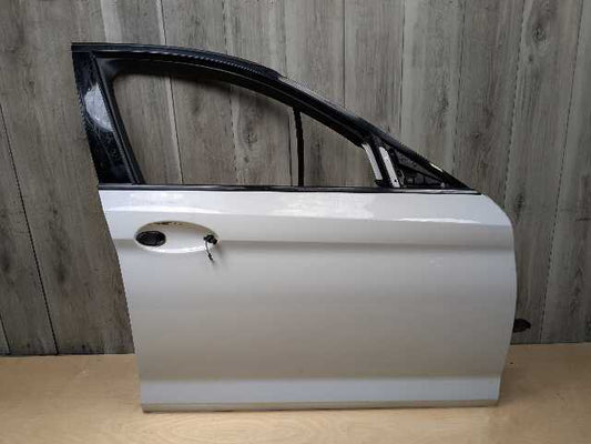 *OEM BMW F90 G30 530 540 M550 M5 Front Right Passenger Door Shell Panel White