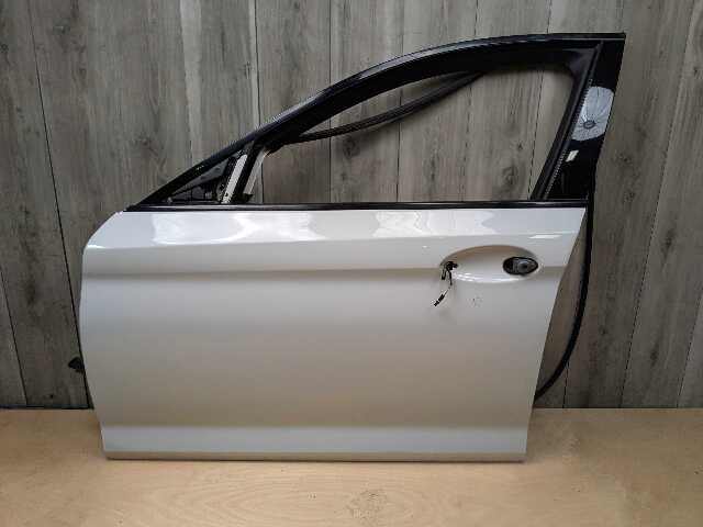 *17-23 OEM BMW F90 G30 530 540 M550 M5 Front Left Driver Door Shell Panel White