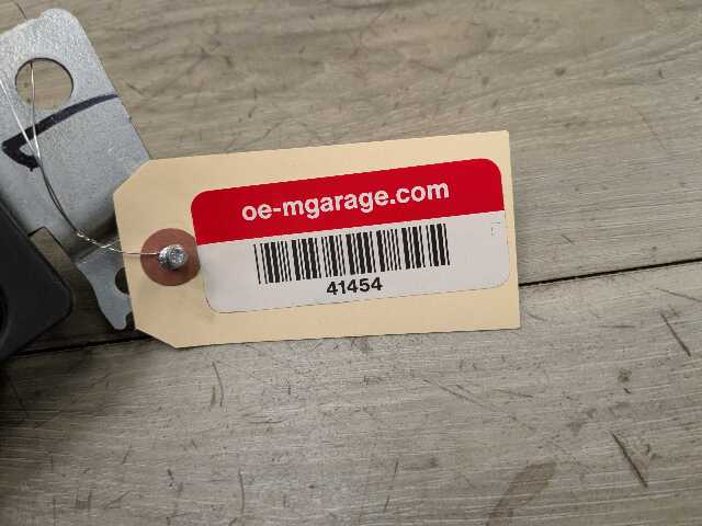 OEM BMW F22 F30 F32 F33 F36 F80 F82 F83 Front Left Driver Knee Lower Dash Airbag